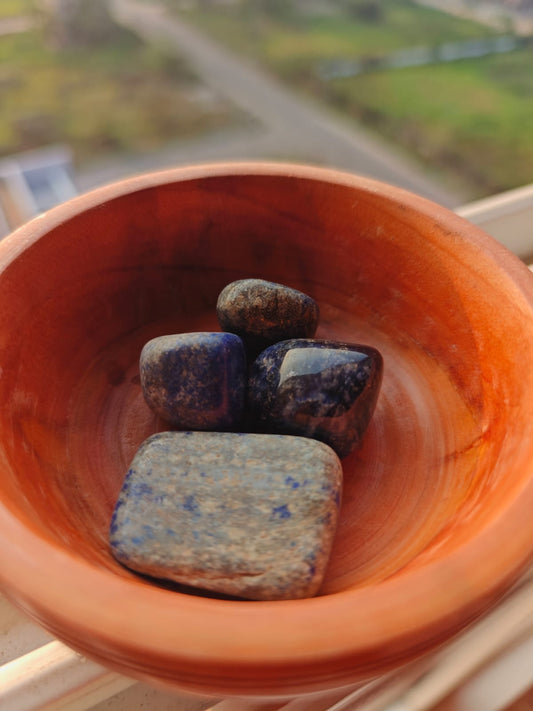 Dumortierite tumble